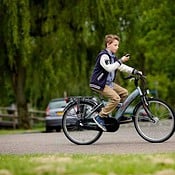 Veilig Verkeer Nederland wil appende fietsers bijscholen