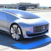 Daimler CEO sprak met Apple over auto's
