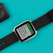 Officieel: Pebble overgenomen door Fitbit, staakt alle verkoop