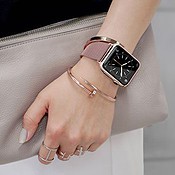 'Apple Watch in twee nieuwe kleuren: Blush Gold aluminium en grijs keramiek'