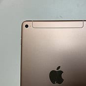 Gerucht: 'Foto's tonen goudkleurige iPad mini 5 met nieuwe antennelijnen'