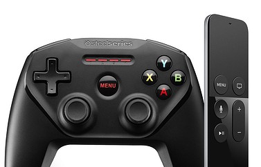 Apple TV Remote met gamecontroler Steelsseries.