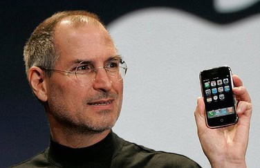 Steve Jobs met iPhone in 2007