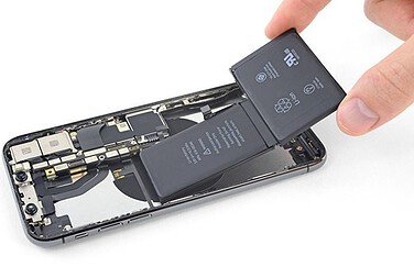 iFixit batterij in iPhone