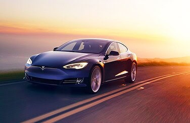 Tesla-engineer Michael Schwekutsch naar Apple