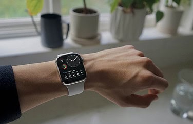 Apple Watch met drukke wijzerplaat