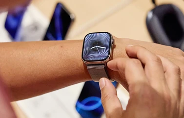 Apple Watch Series 10 in Apple Store