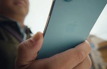 iPhone 16 Camera Control