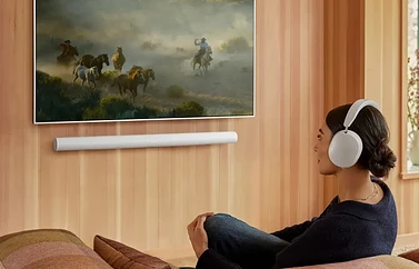 Sonos Arc Ultra wit aan de muur