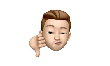 Memoji met duim naar beneden.