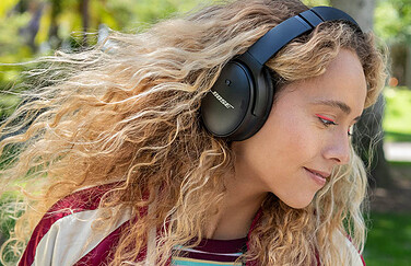 Bose QuietComfort 45 vrouw