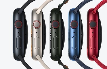 Apple Watch Series 7 in aluminium vanaf de zijkant.