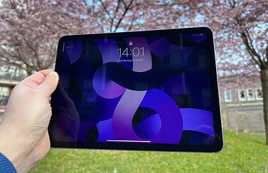 iPad Air 2022 review met toegangsscherm.