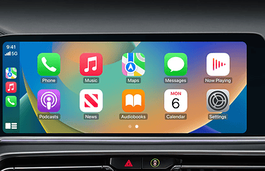 CarPlay in iOS 16 met achtergrond.