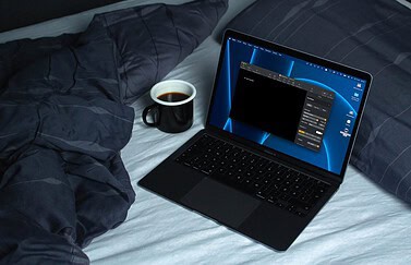 MacBook met donkere modus