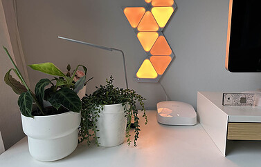 Nanoleaf Mini Triangles op muur