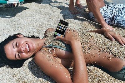 beach iphone