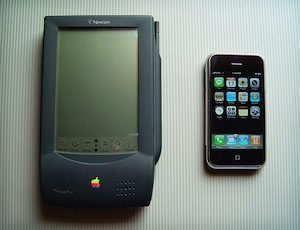 newton-vs-iphone