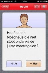 Moet ik naar de dokter doorgaande bloedneus