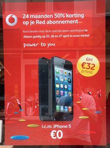 kast de studie schaal Stuntactie iPhone 5 bij heropening Vodafone-winkels in meerdere Nederlandse  steden