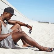 Met deze strandapps haal je alles uit je stranddag!