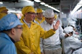 apple-tim-cook-foxconn