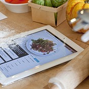 iPad in de keuken: zo wordt je (oude) iPad een ideaal keukenhulpje