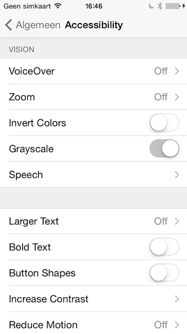 iOS 8 grayscale 2