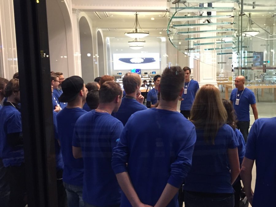 Apple Store Amsterdam personeel 7.23 uur