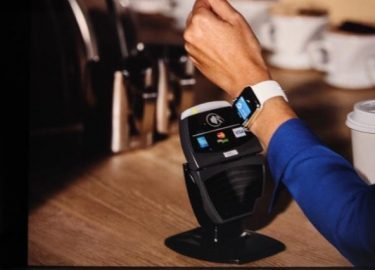 apple-pay-apple-watch