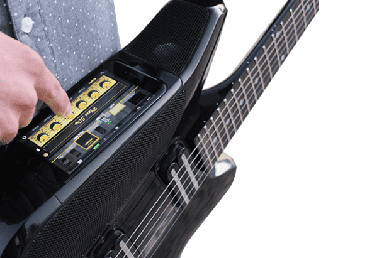 Fusion Guitar heeft ingebouwde versterker en iPhone-dock