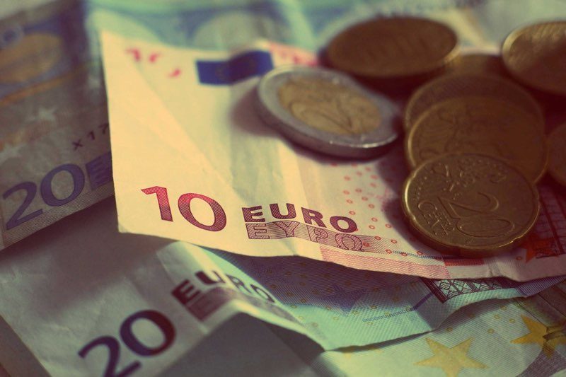 Valuta omrekenen met Spotlight