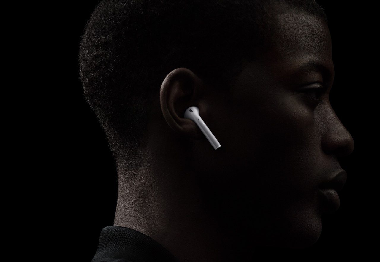 AirPods 2.