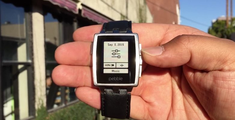 Timeline op de Pebble Steel.