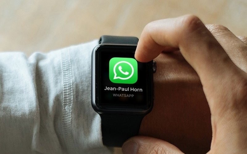 WhatsApp melding op de Apple Watch.