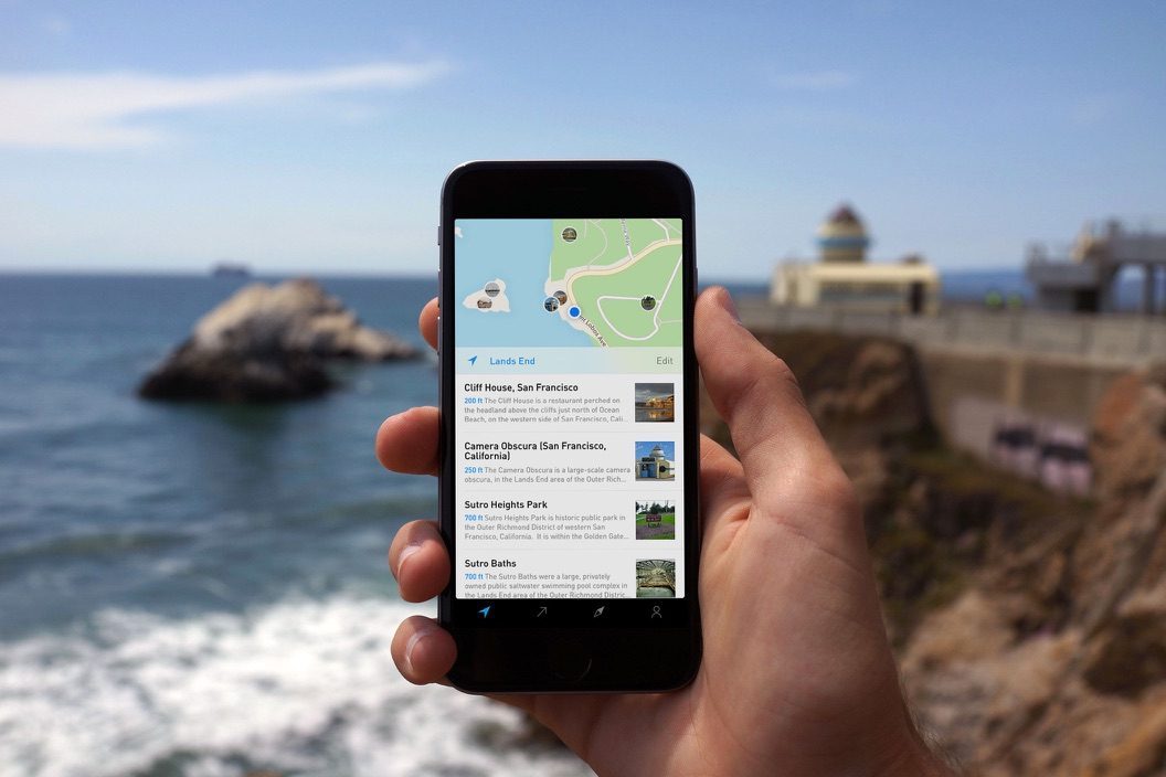 Curiosity voor de iPhone langs de kust.