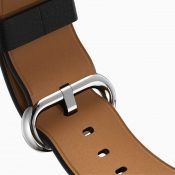 Lederen Apple Watch-band met contrasterende binnenlaag.