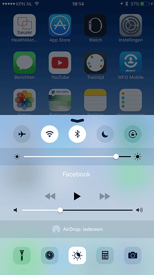 Een nieuw Night Shift-icoon in het Bedieningspaneel in de vierde beta van iOS 9.3.