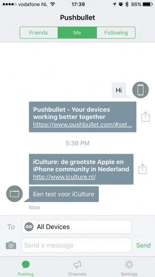 Pushbullet met alle gepushte berichten.