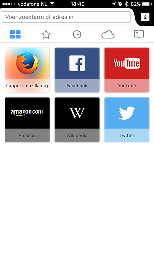 Firefox voor iOS met websites suggesties.