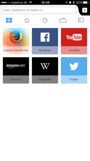 Firefox voor iOS met websites suggesties.