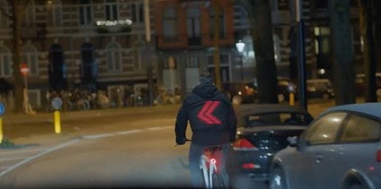Smart Jacket moet zorgen voor veiliger fietsverkeer.