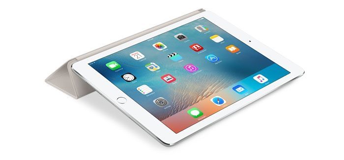 iPad Pro liggend met Smart Cover