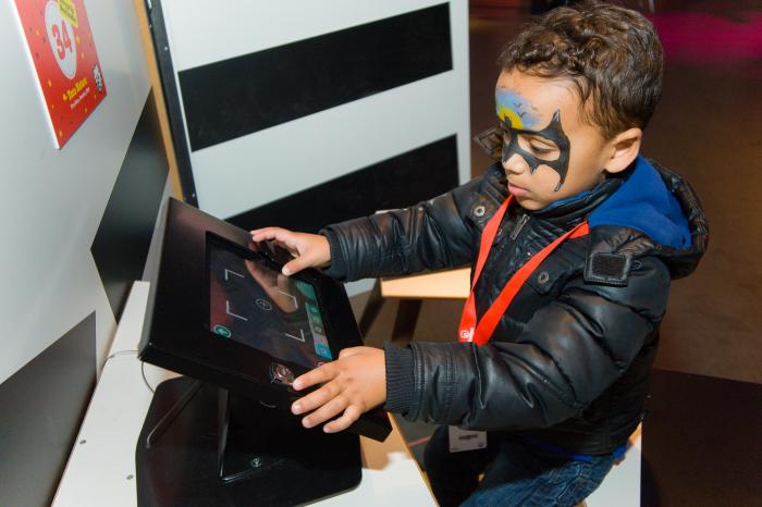 Kind met een tablet.