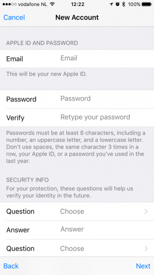 Gegevens invullen voor een nieuwe Apple ID.