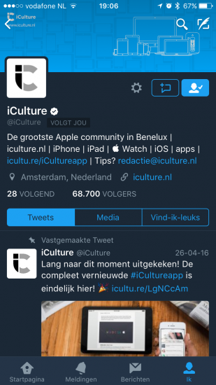 iCulture in Twitter-app met nachtmodus.