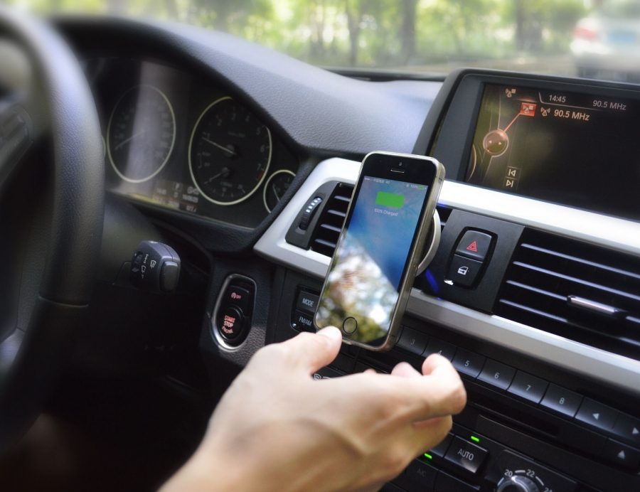 beroemd Verzadigen Ontwaken Put2Go: draadloos iPhone opladen in de auto