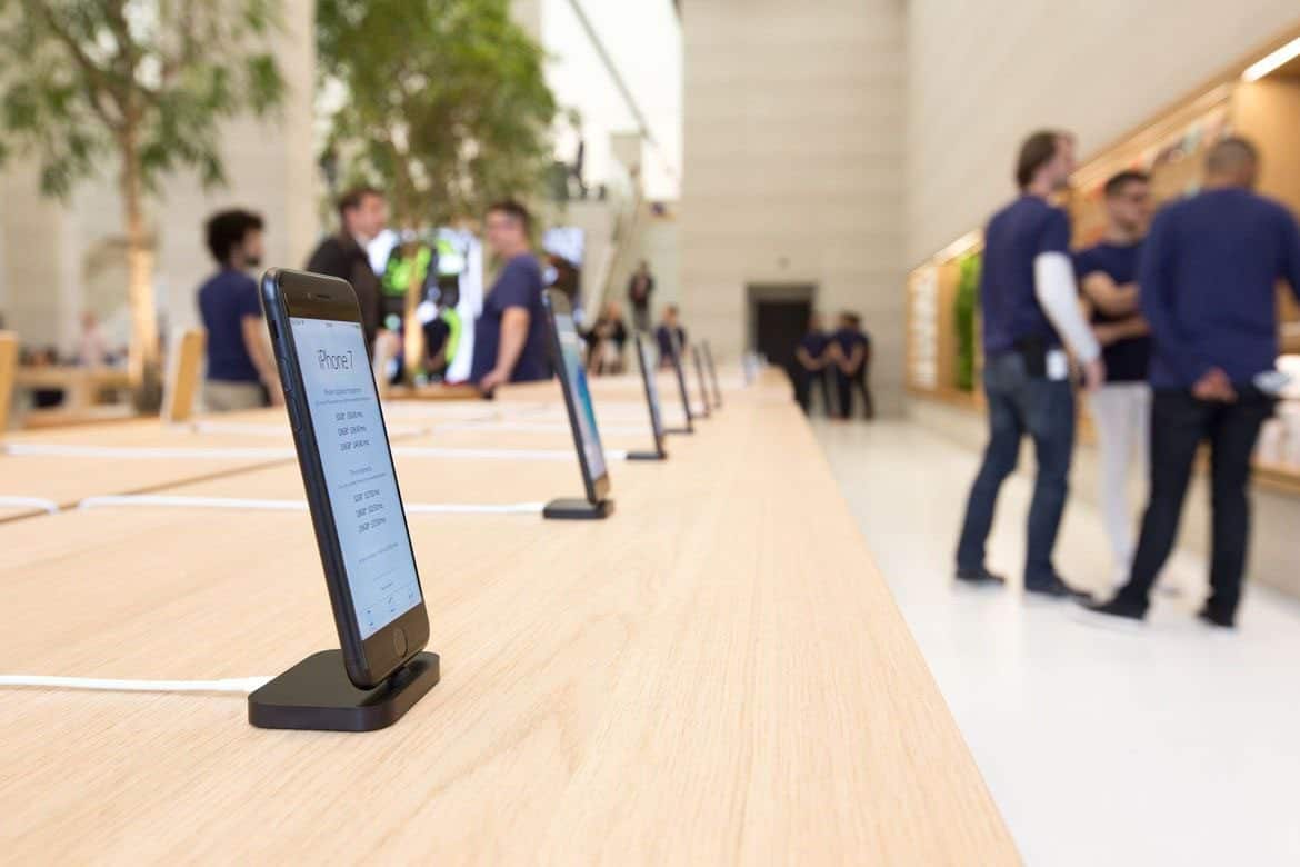 Apple Store: iPhones niet langer met antidiefstalkabel