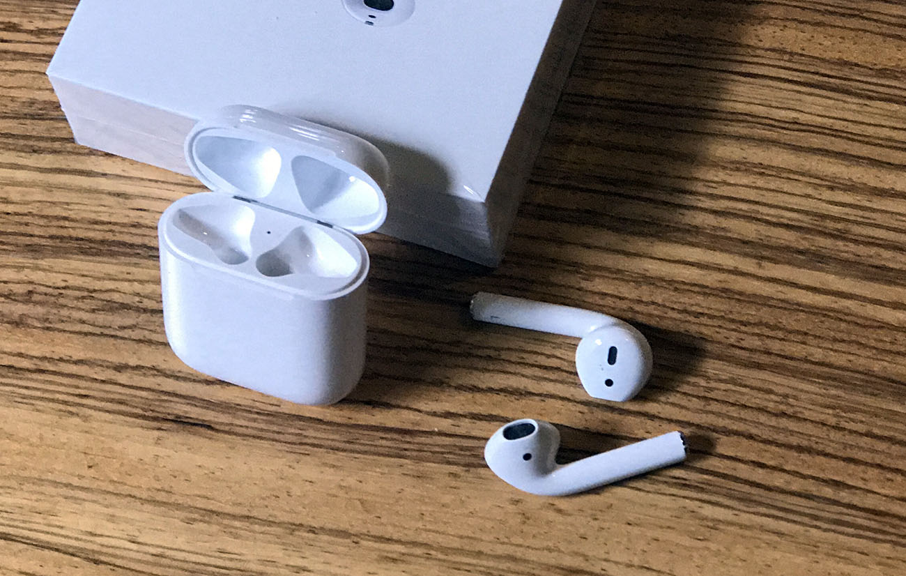 bezoeker kleermaker genoeg Verloren AirPod en oplaadcase kosten €75 per stuk