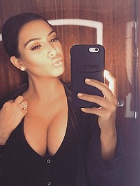 Kardashian-selfiehoes